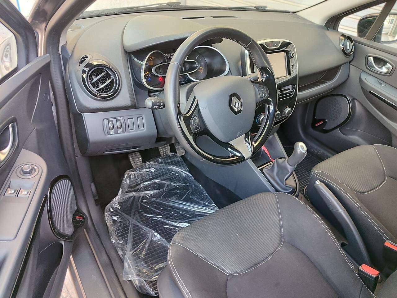 Renault Clio 1.5 dCi 8V 75CV 2015 PRONTA CONSEGNA!
