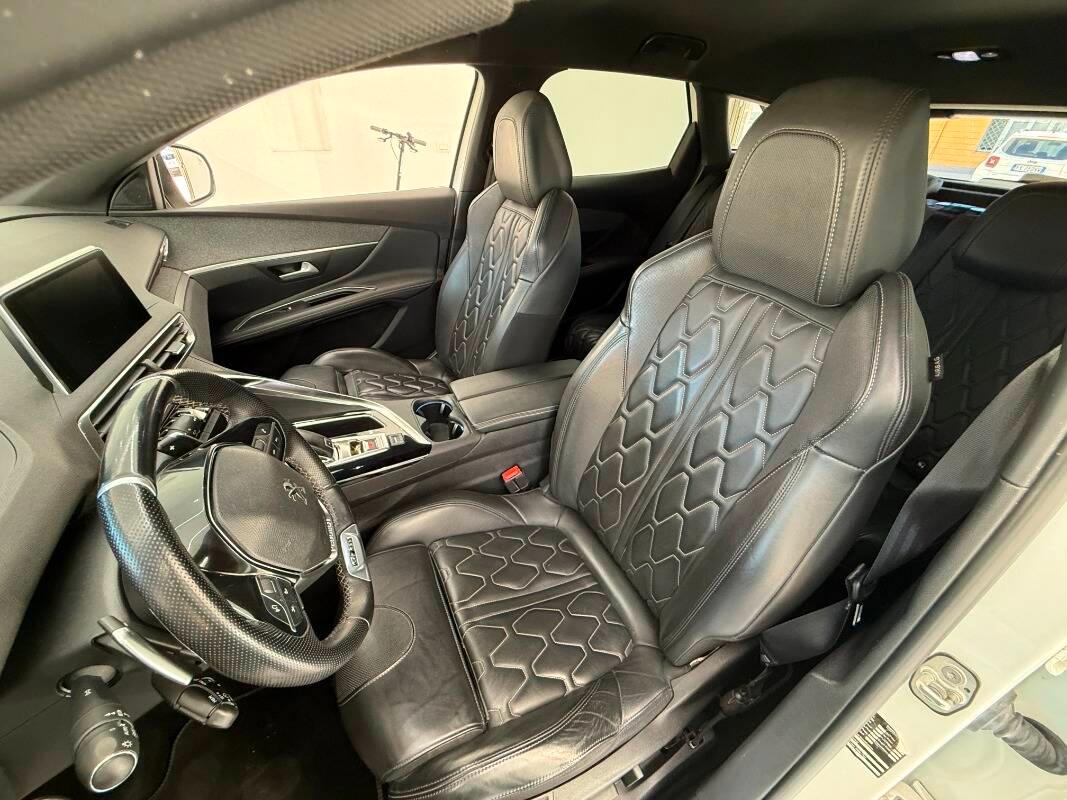 Peugeot 3008 PEUGEOT 3008 1.5 bluehdi GT Line s&s 130cv eat8
