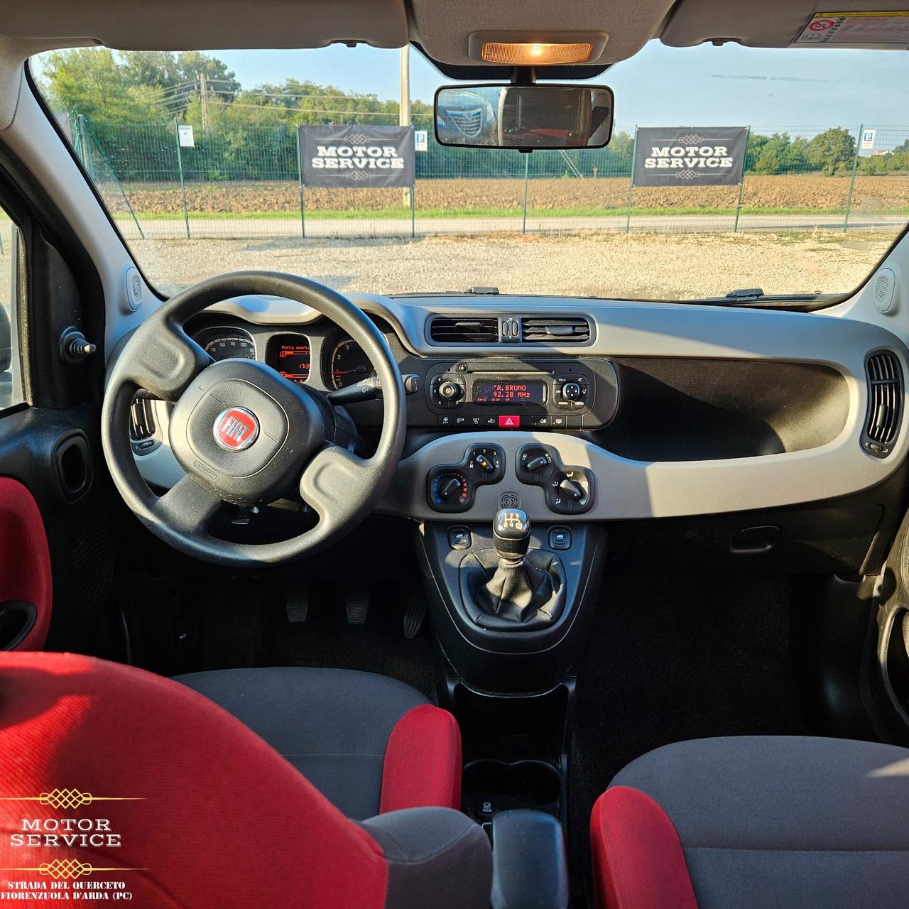 Fiat Panda 1.2 BENZ NEOPATENTATI DA 89€ MESE