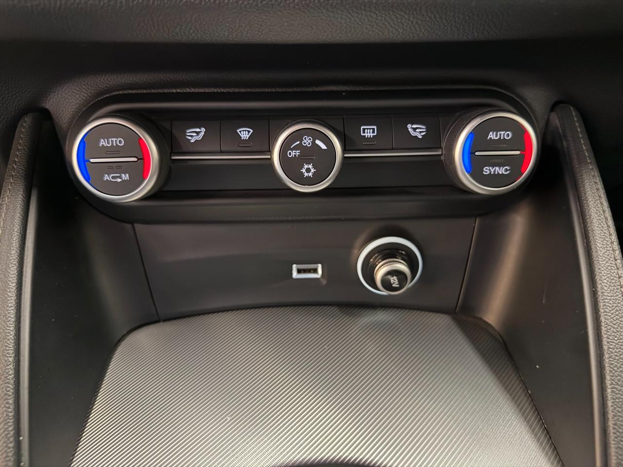 Alfa Romeo Stelvio 2.2 Turbodiesel 210 CV AT8 Q4 Super