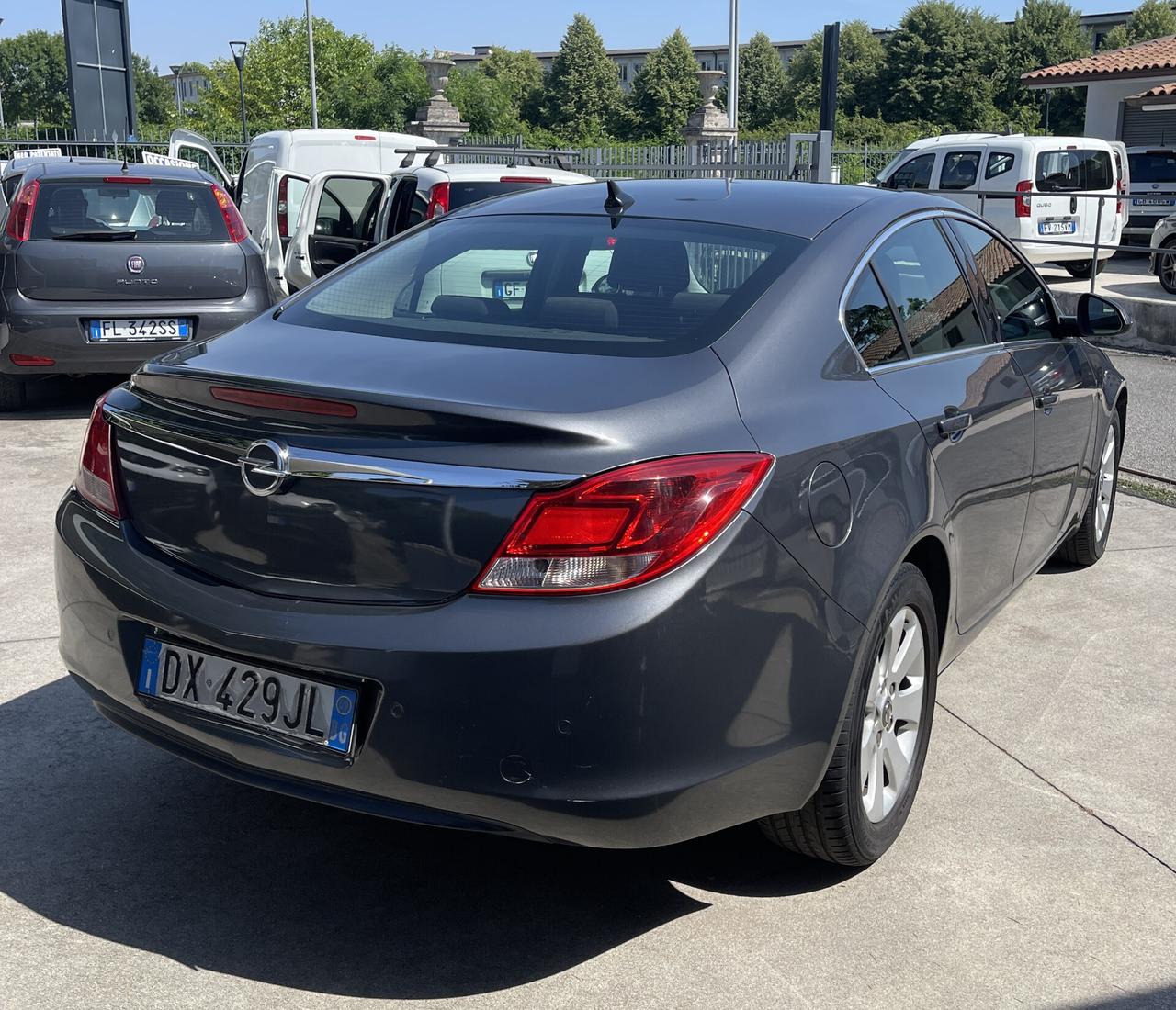 Opel Insignia 2.0 CDTI 4 porte