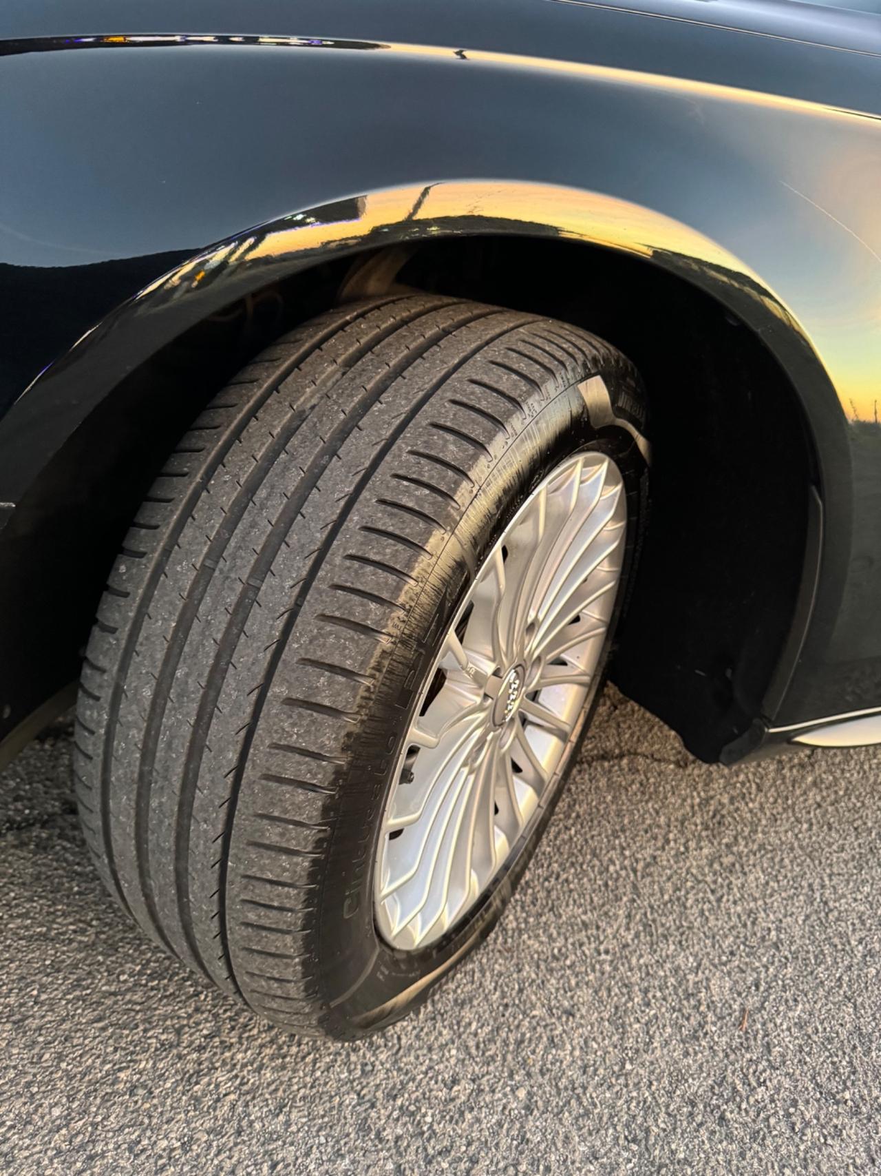 Audi A4 Avant 2.0 TDI clean diesel Business Plus Sline