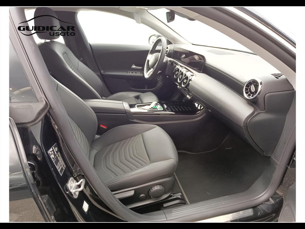 Mercedes-Benz CLA Sh.Brake - X118 2023 - CLA Shooting Brake 180 d Advanced auto