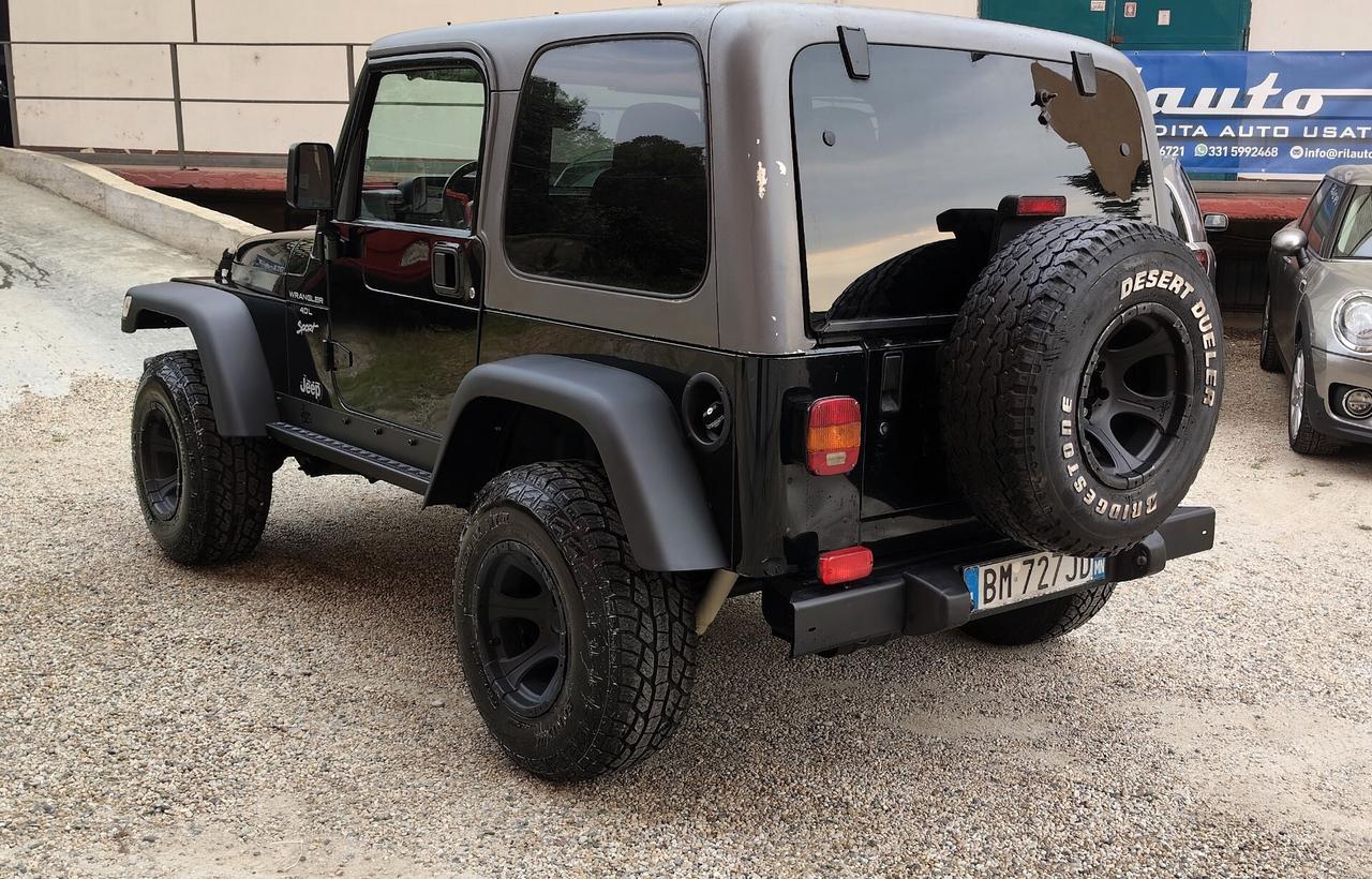 Jeep Wrangler 4.0 Sport ASI 4 posti