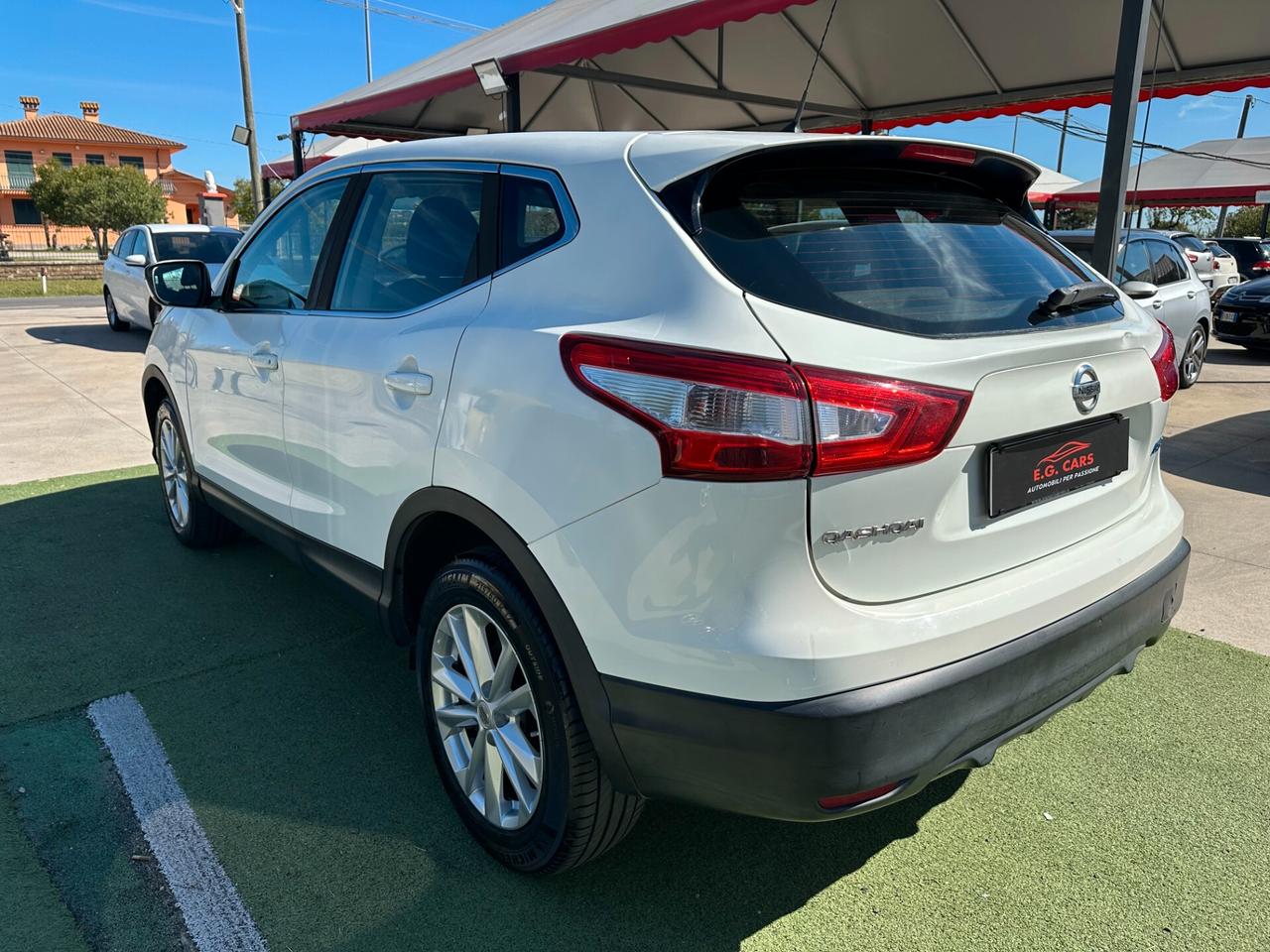 Nissan Qashqai 1.5DCI*LED*MP3*BLUETOOTH*CRUISE*250€ AL MESE*