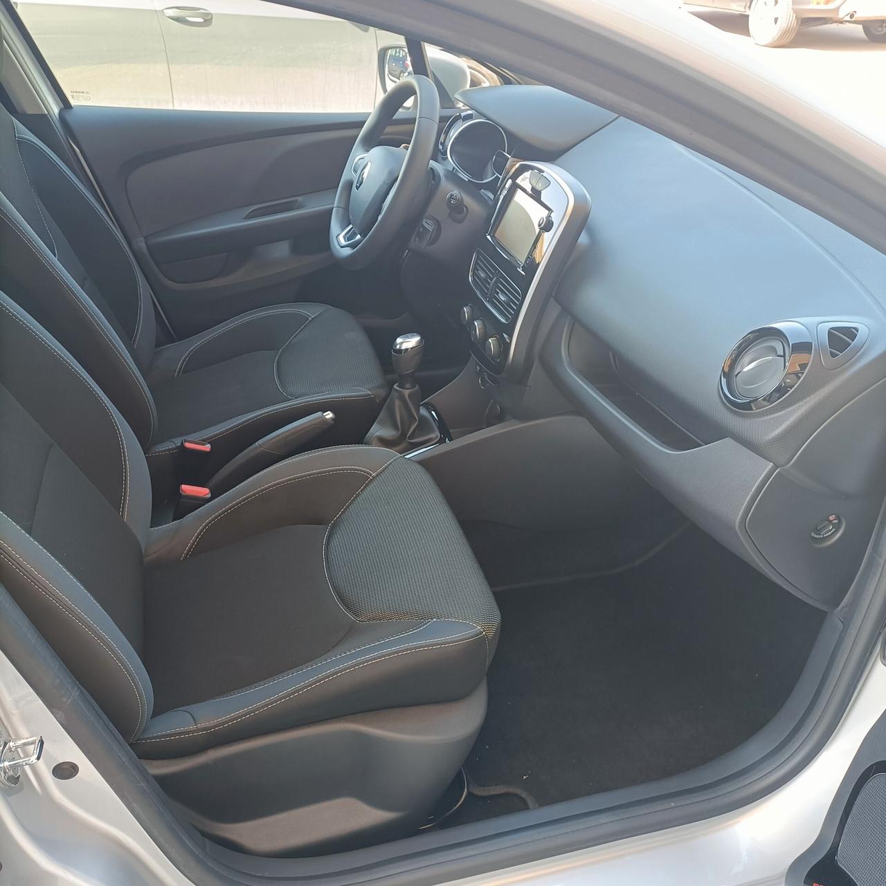 Renault Clio dCi 75 CV Life (ok neopatentati)