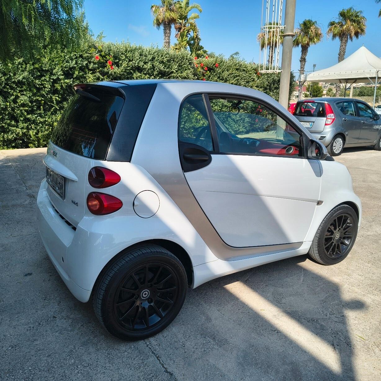 Smart ForTwo 1000 52 kW coupé passion