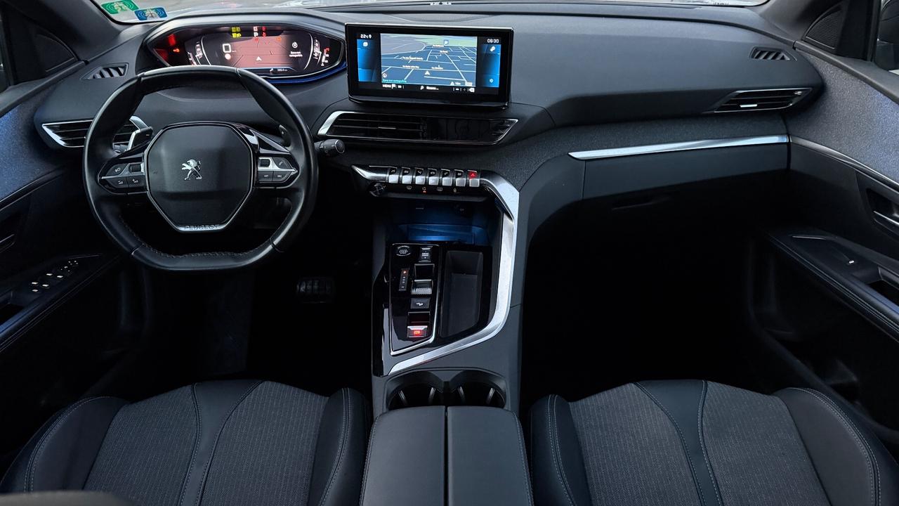 PEUGEOT 5008 1.5 ALLURE 131CV - SETTE POSTI, FULL LED, NEOPATENTATI