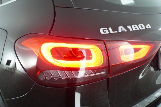 MERCEDES-BENZ CLA sse GLA GLA 180 d Automatic Sport Plus