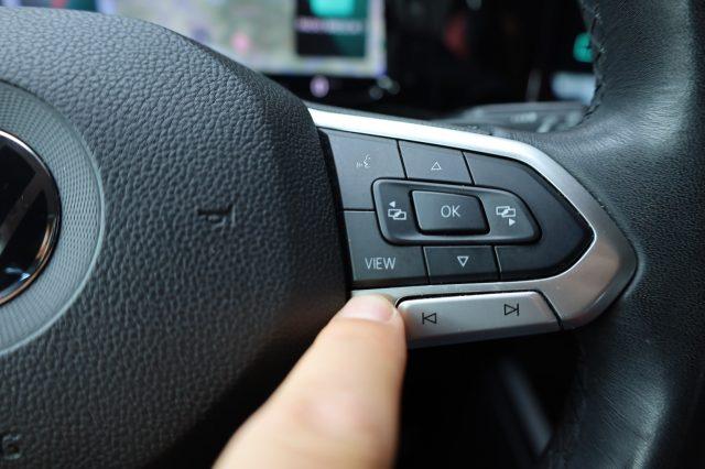 VOLKSWAGEN Golf 2.0 TDI DSG Navi LED Acc Clima 3Zone PREZZO REALE