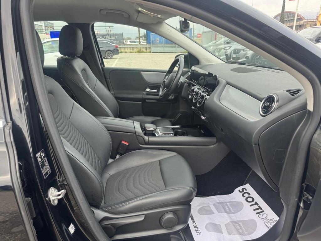 Mercedes-Benz Classe B - W247 2018 - B 180 d Premium auto