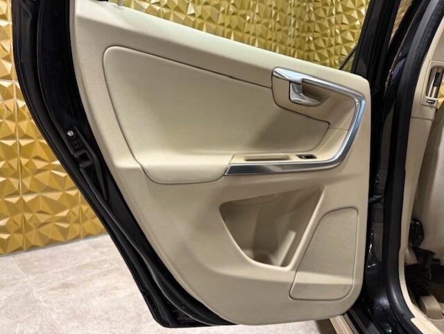 Volvo XC 60 XC60 DRIVe Summum