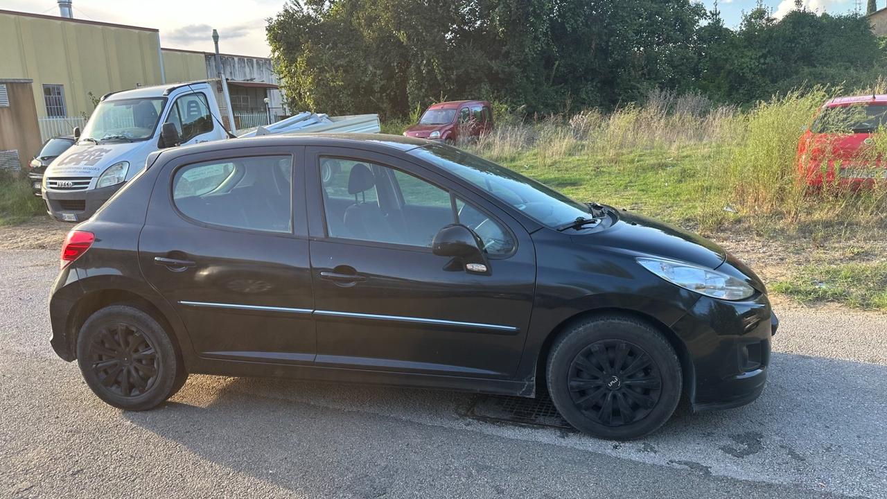Peugeot 207 1.4 HDi 70CV 5p. Energie