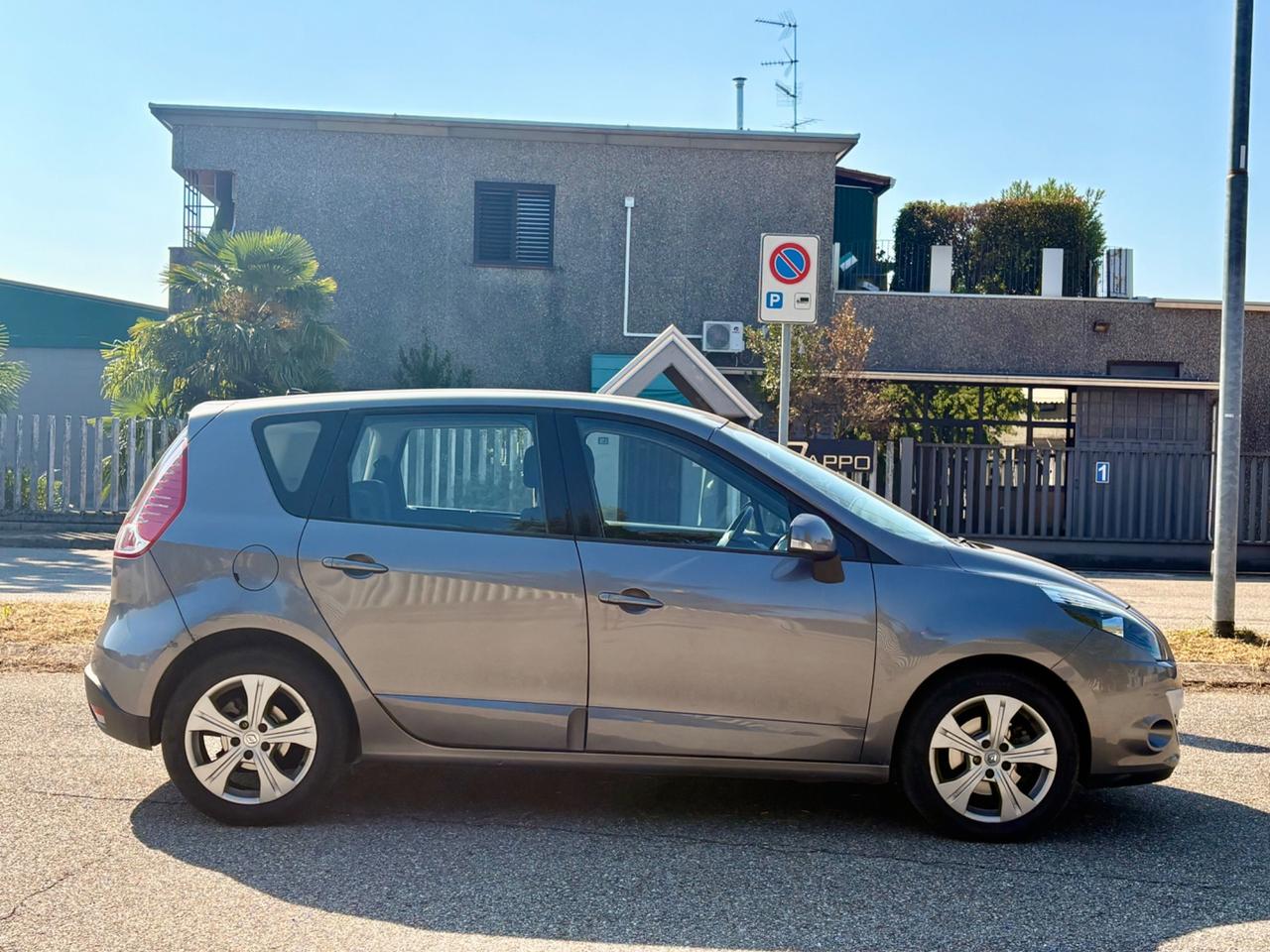 Renault Scenic Scénic X-Mod 1.5 dCi 110CV Luxe