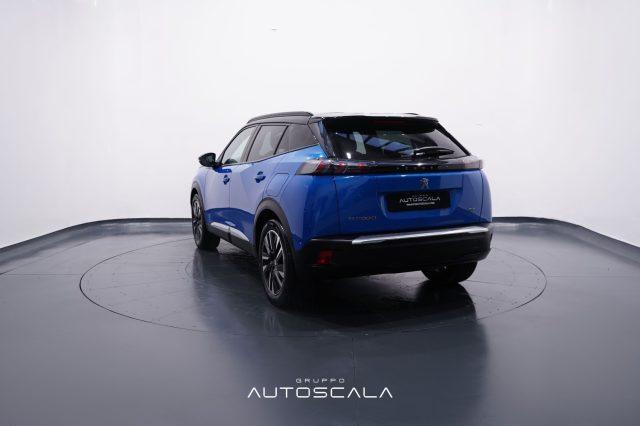 PEUGEOT 2008 motore elettrico 136 CV GT