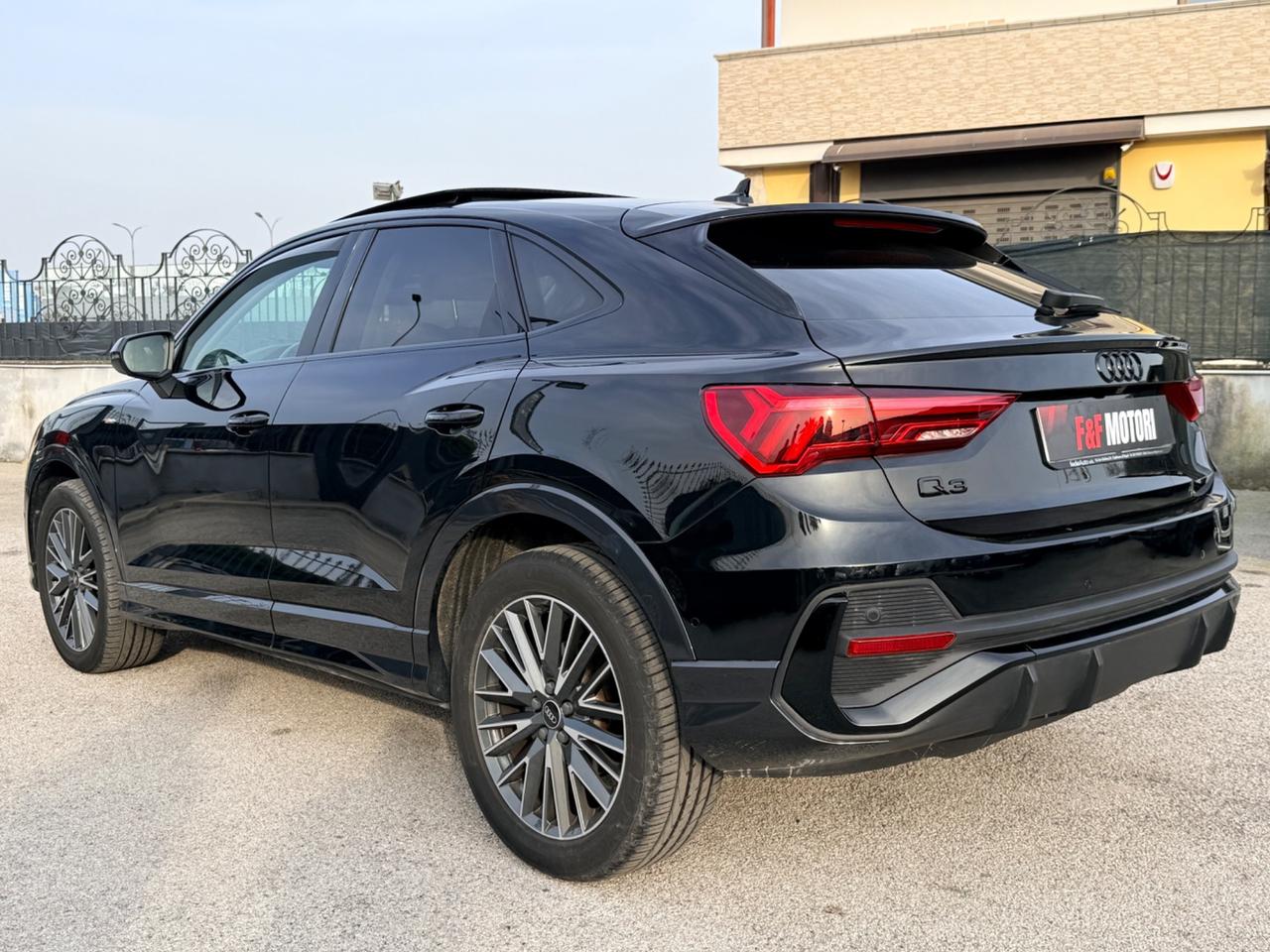 Audi Q3 SPB 35 TDI S tronic line edition 2022