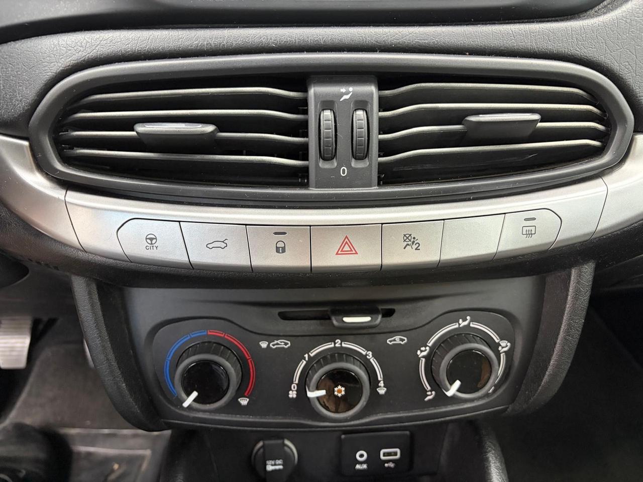 Fiat Tipo 1.6 Mjt 4 porte Lounge