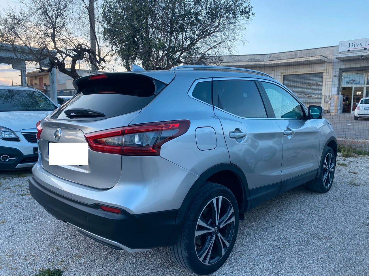 Nissan Qashqai 1.5 dCi N-Connecta