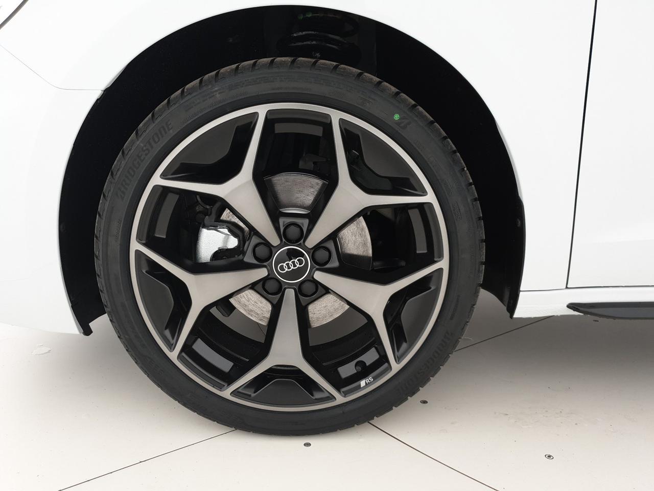 Sportback 30TFSI 116CV S tronic Identity Black