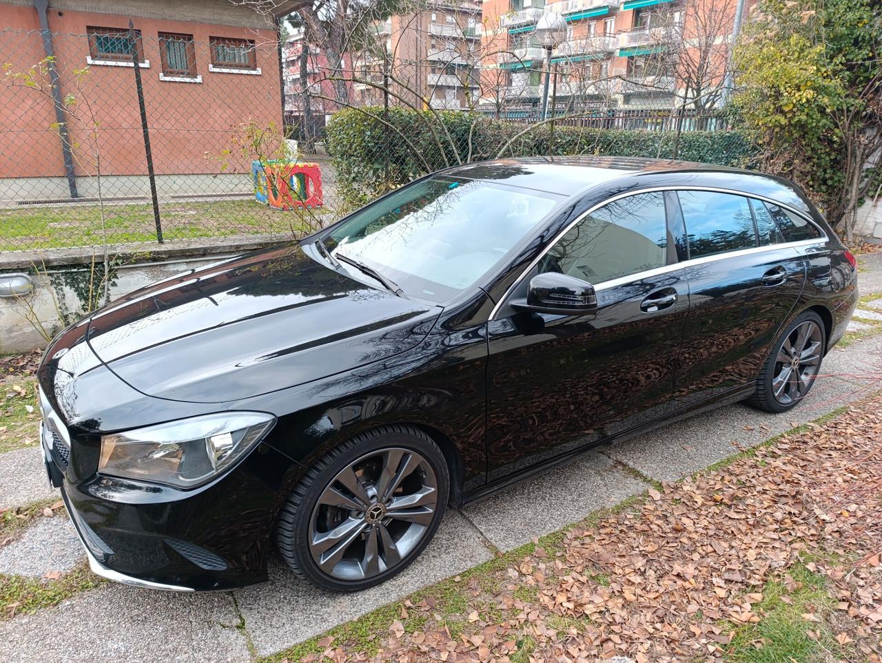 Mercedes-benz CLA 200d #GM