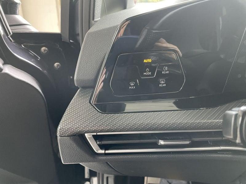 Volkswagen Golf Golf 2.0 TDI 150 CV DSG SCR R-Line