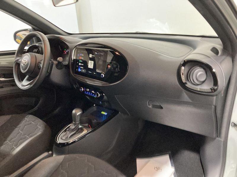 Toyota Aygo X 1.0B (72 CV) Lounge S-CVT