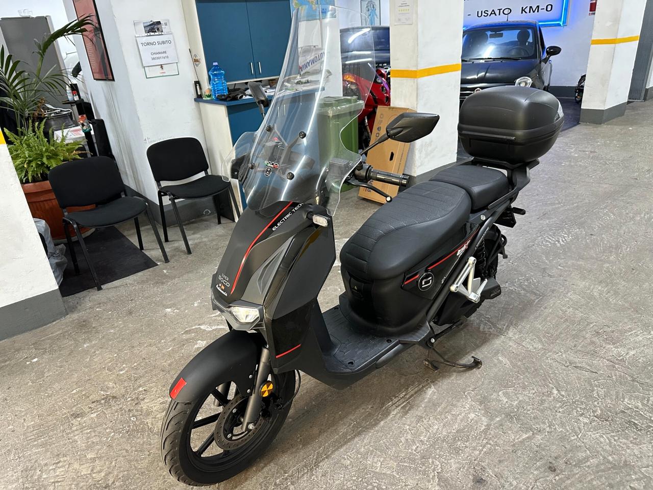 Super Soco CPX Electric Tech