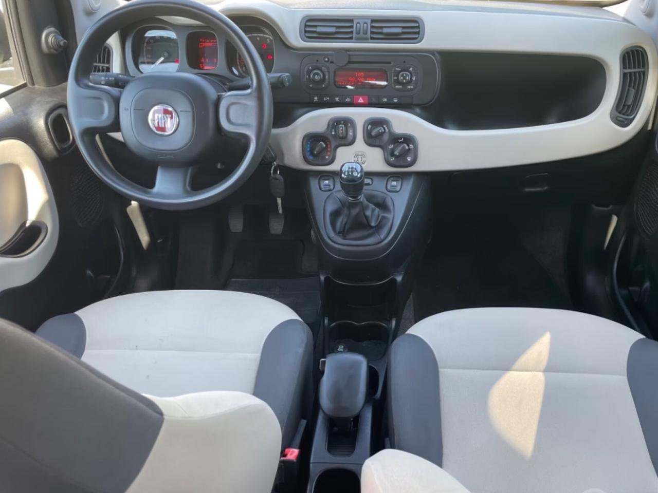 Fiat Panda 1.2 Lounge Perfetta Si Neopatentati