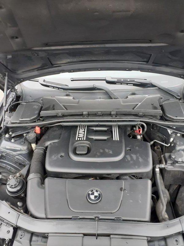 BMW Serie 3 320d cat Touring Attiva KM CERTIFICATI