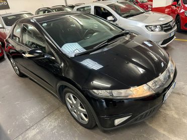 Honda Civic 1.8 i-VTEC 5p. Comfort