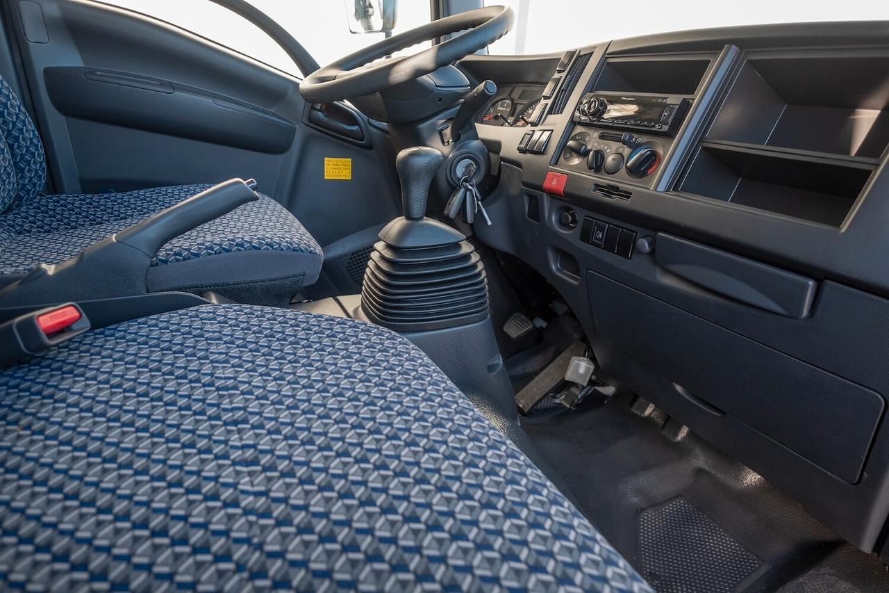 ISUZU M21 TT passo E A/C – Rib. 3 Lati TITAN