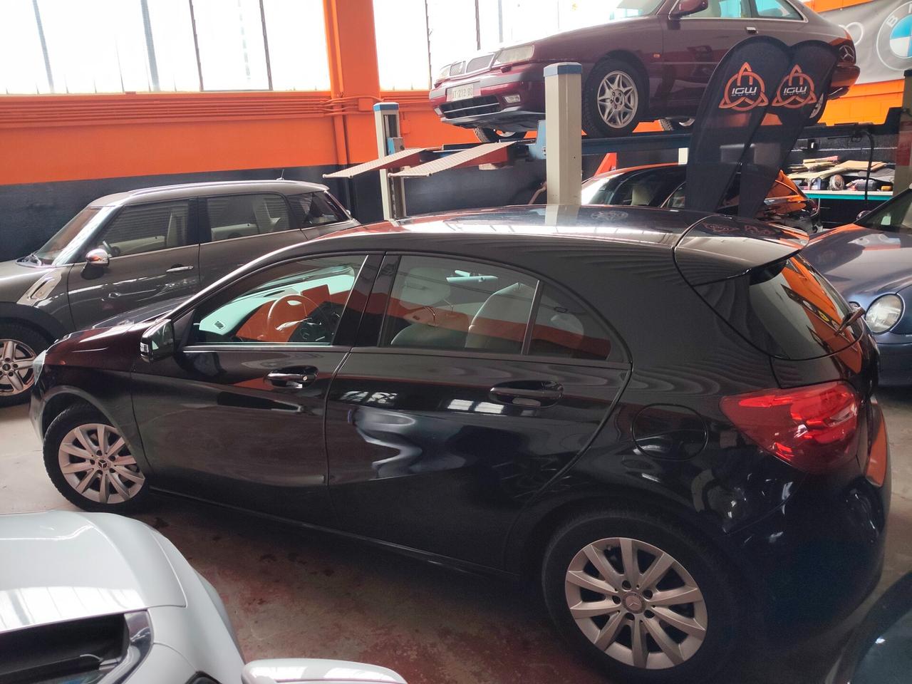 Mercedes-benz A EU 6B solo 60000km!!!