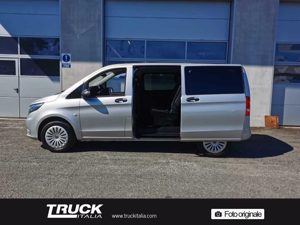 Mercedes-Benz Vito III - vito 116 cdi compact 4x4 mixto auto my20