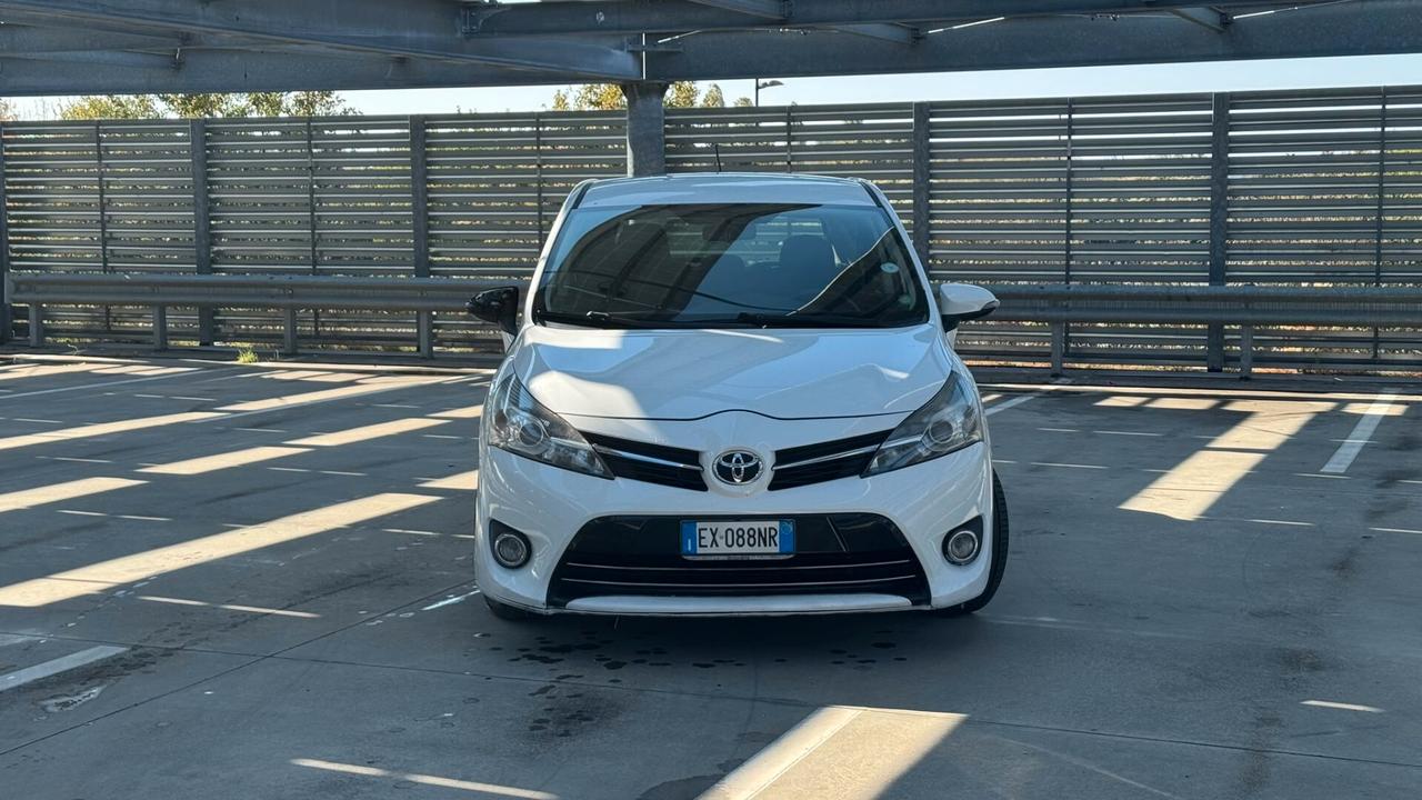 Toyota Verso 1.6 D-4D Style 7 posti