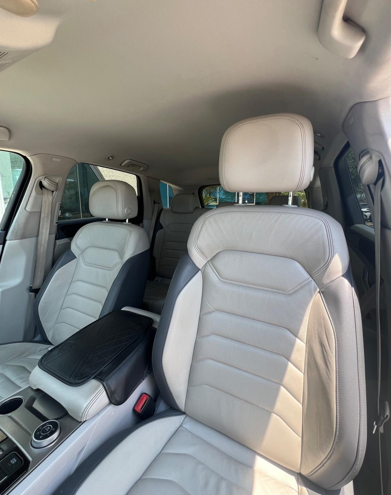Volkswagen Touareg 3.0 V6 tdi Advanced R-Line Exterior 231cv tiptronic