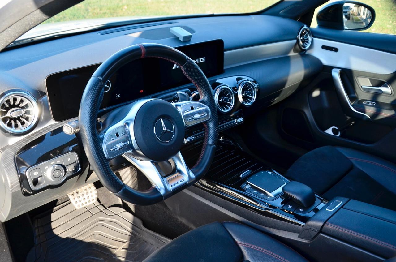 MERCEDES-BENZ A 35 AMG 4MATIC 306cv AUTO, UNICOPROPRIETARIO, SERVICE MERCEDES, TETTO, HI-FI BURMESTER, RETRO 360°, LUCI MULTICOLORE, 19", PERMUTE