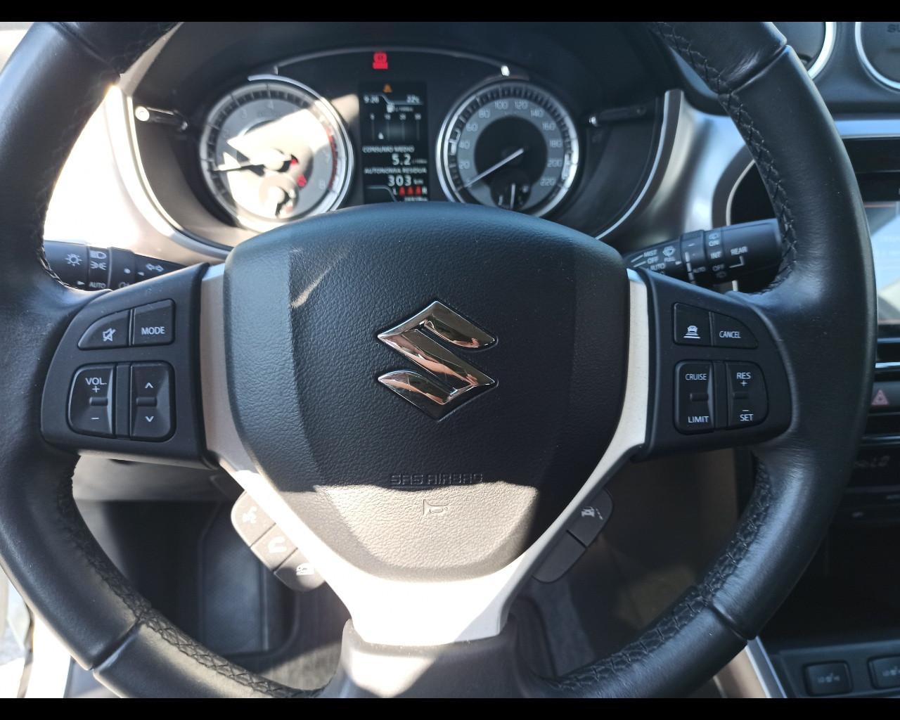 SUZUKI Vitara (2015) - Vitara 1.4 Hybrid Cool
