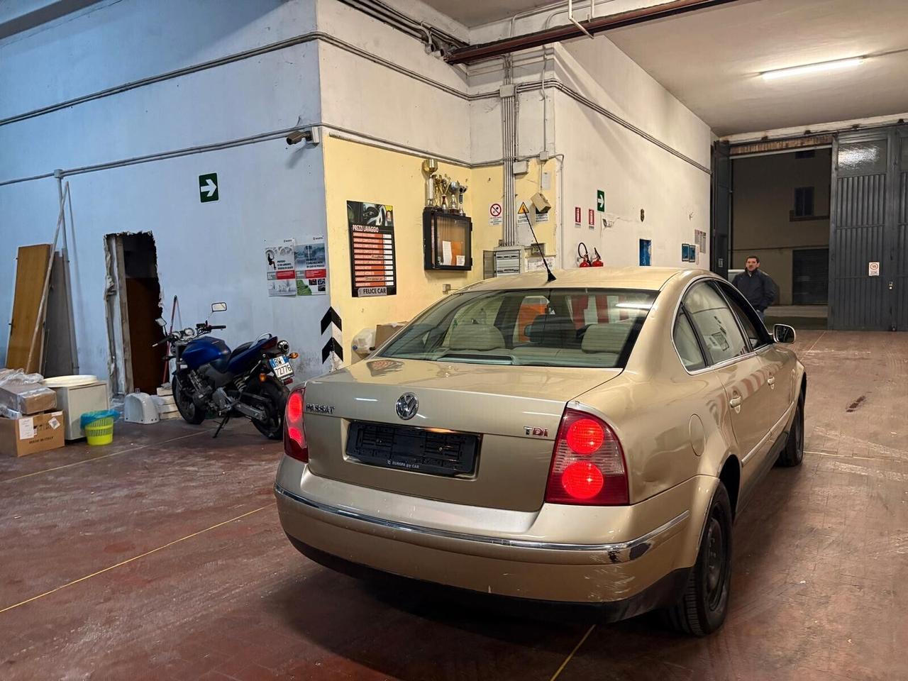 Volkswagen Passat 1.9 TDI/130 CV cat Highline