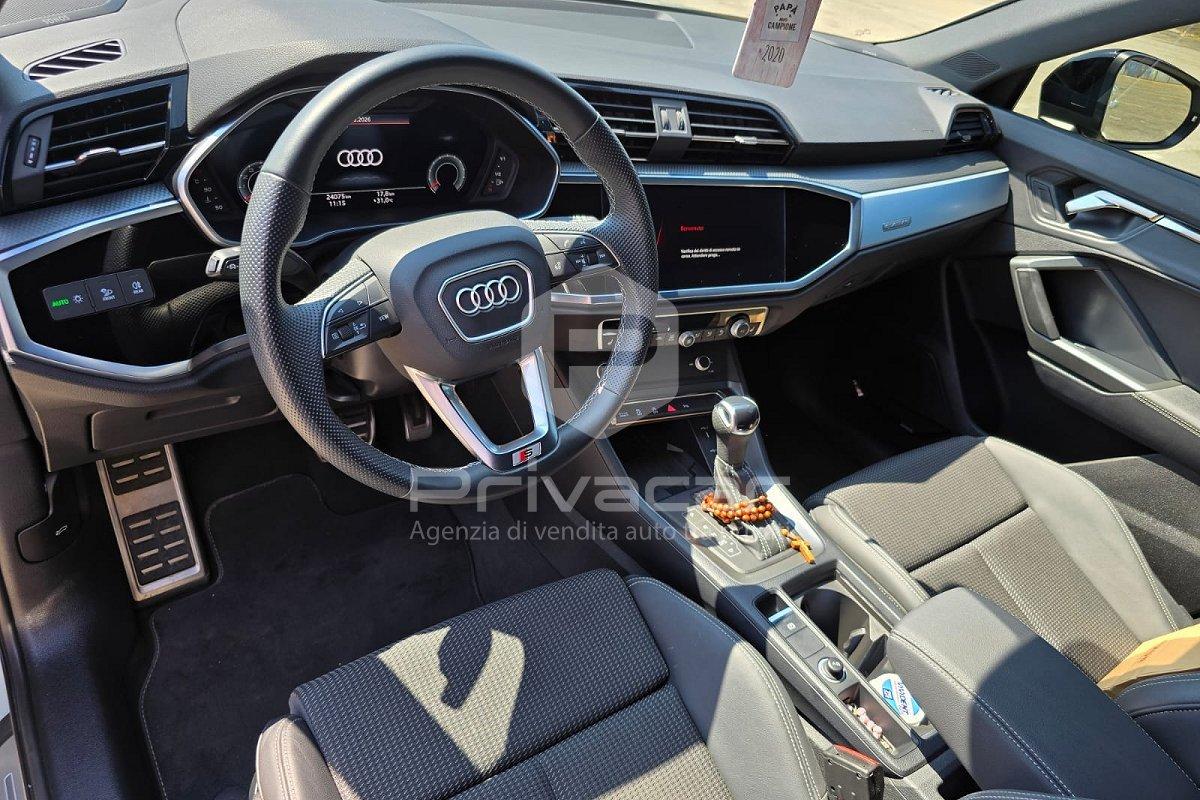 AUDI Q3 45 TFSI quattro S tronic S line edition
