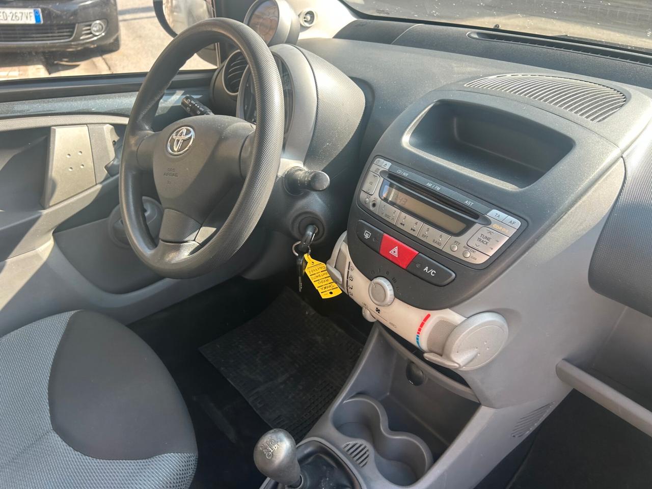Toyota Aygo 1.0 12V VVT-i 3 porte Sol