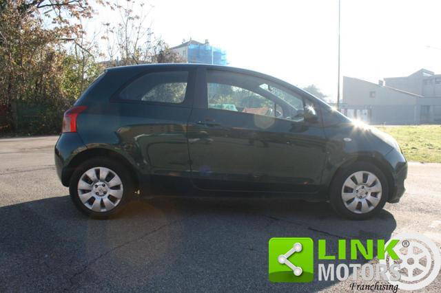 TOYOTA Yaris 1.0 3 porte Sol