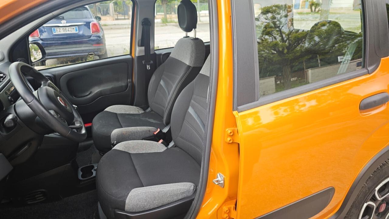 Fiat Panda 0.9 TwinAir Turbo Natural Power City cross Metano 85cv