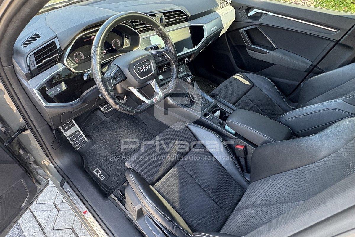 AUDI Q3 35 TDI S tronic S line edition