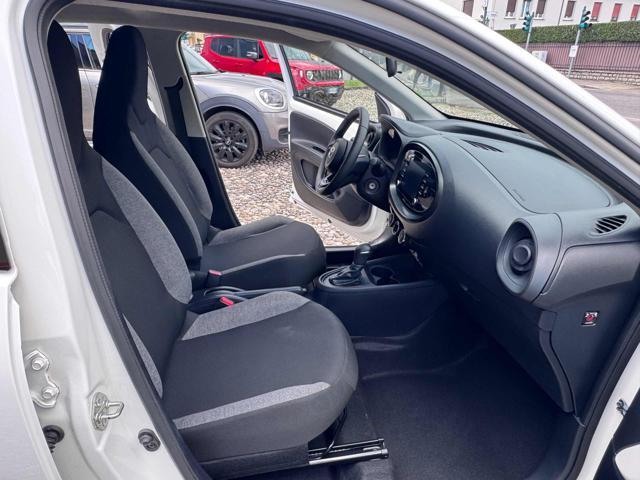 TOYOTA Aygo X 1.0 VVT-i 72 CV 5 porte Active S-CVT