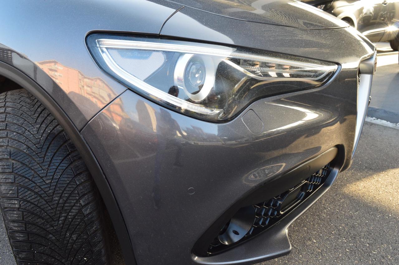 Alfa Romeo Stelvio 2.2 Turbodiesel 210 CV AT8 Q4 Executive