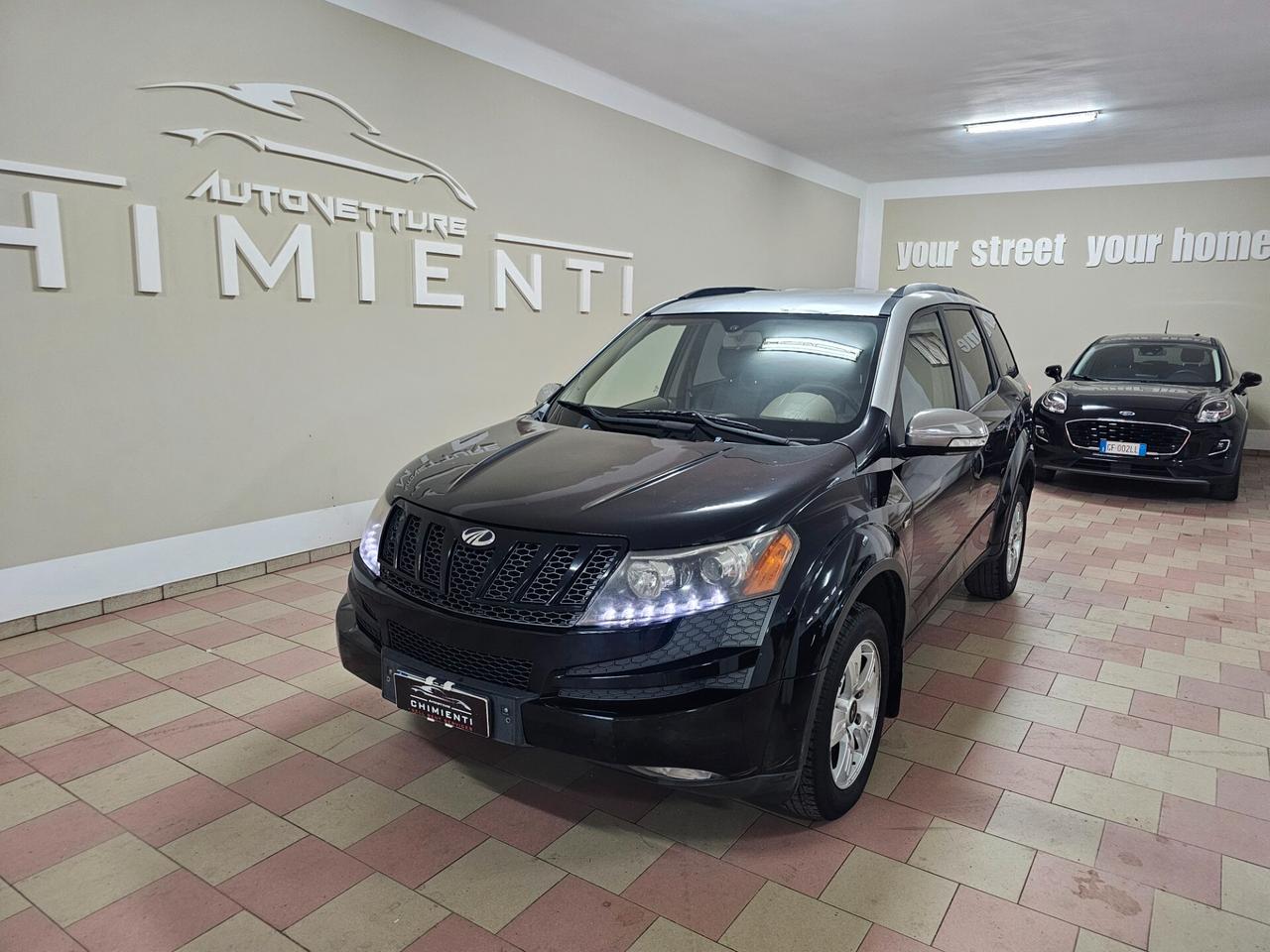 Mahindra XUV500 2.2 16V AWD W8