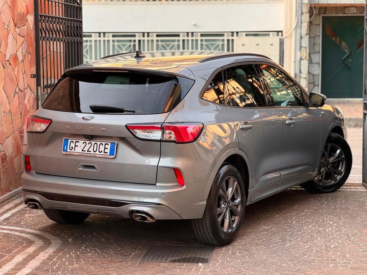 Ford Kuga 1.5 EcoBlue 120 CV aut. 2WD ST-Line X