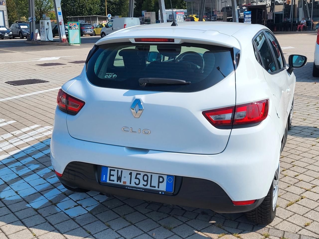Renault Clio 1.2 75CV 5 porte Wave