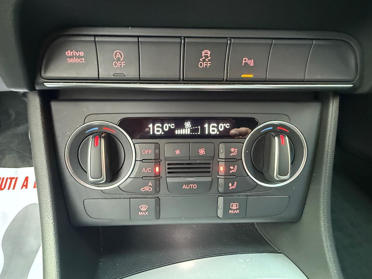 Audi Q3 2.0 TDI 150 CV Sport FULL