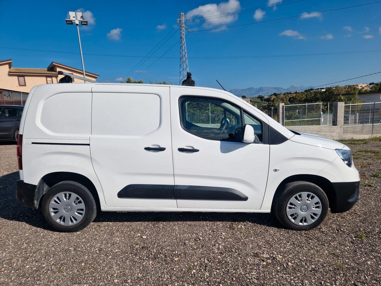 Opel Combo 1.5 Diesel 102CV Edition